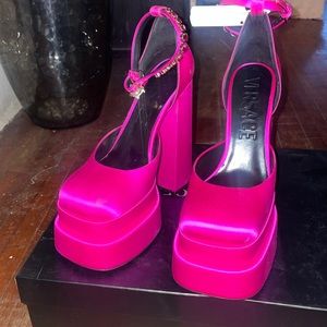 Fuchsia color Versace shoe